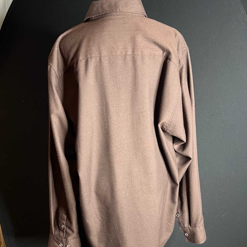 Dixxon Prescott brown long sleeve. Good condition. Mens XL. - Picture 2 of 4